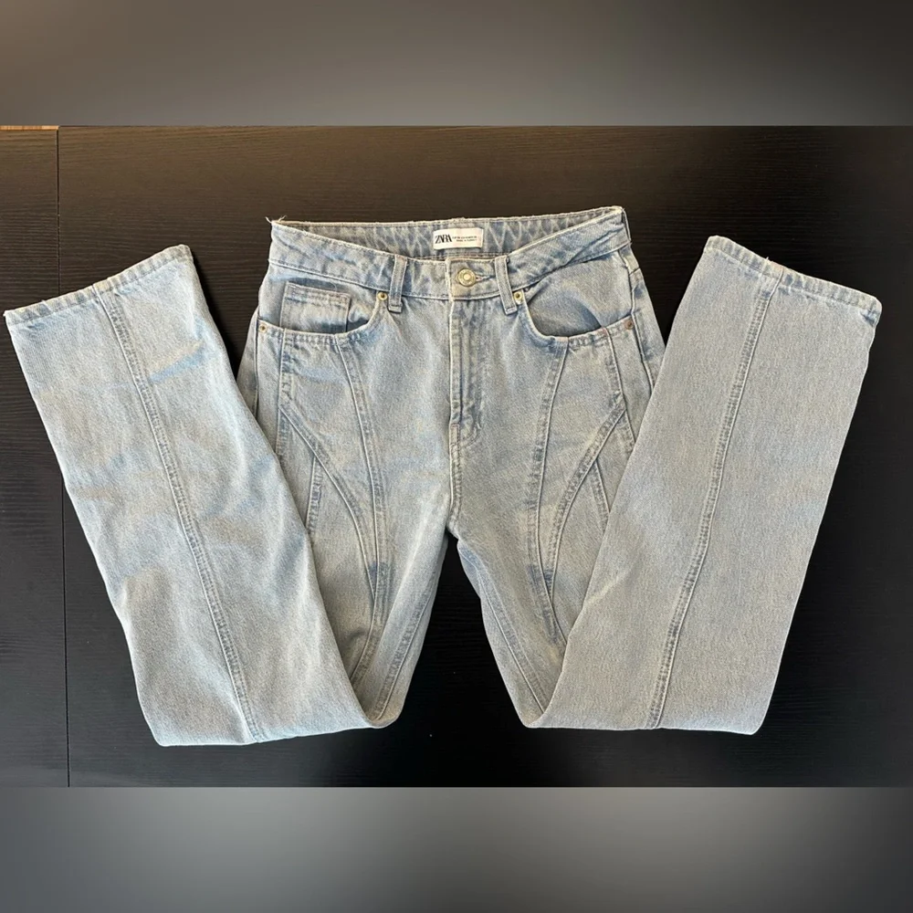 Zara Women's Light Blue Straight Leg Jeans - Picture 2 of 8